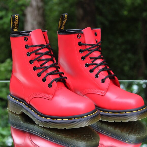 Dr. Martens 1460 Satchel Red Smooth Leather Boots - Picture 11 of 16